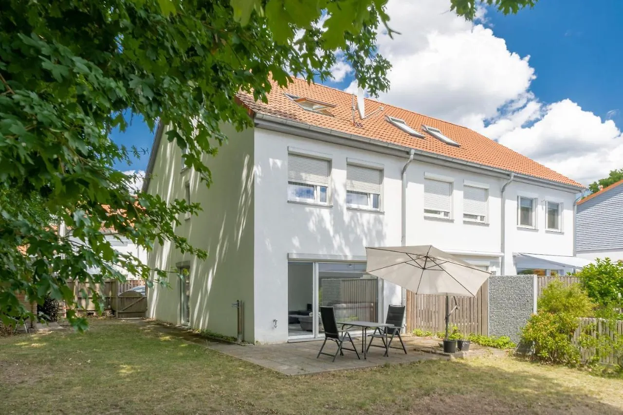 Private House Villa Hannover 0*,